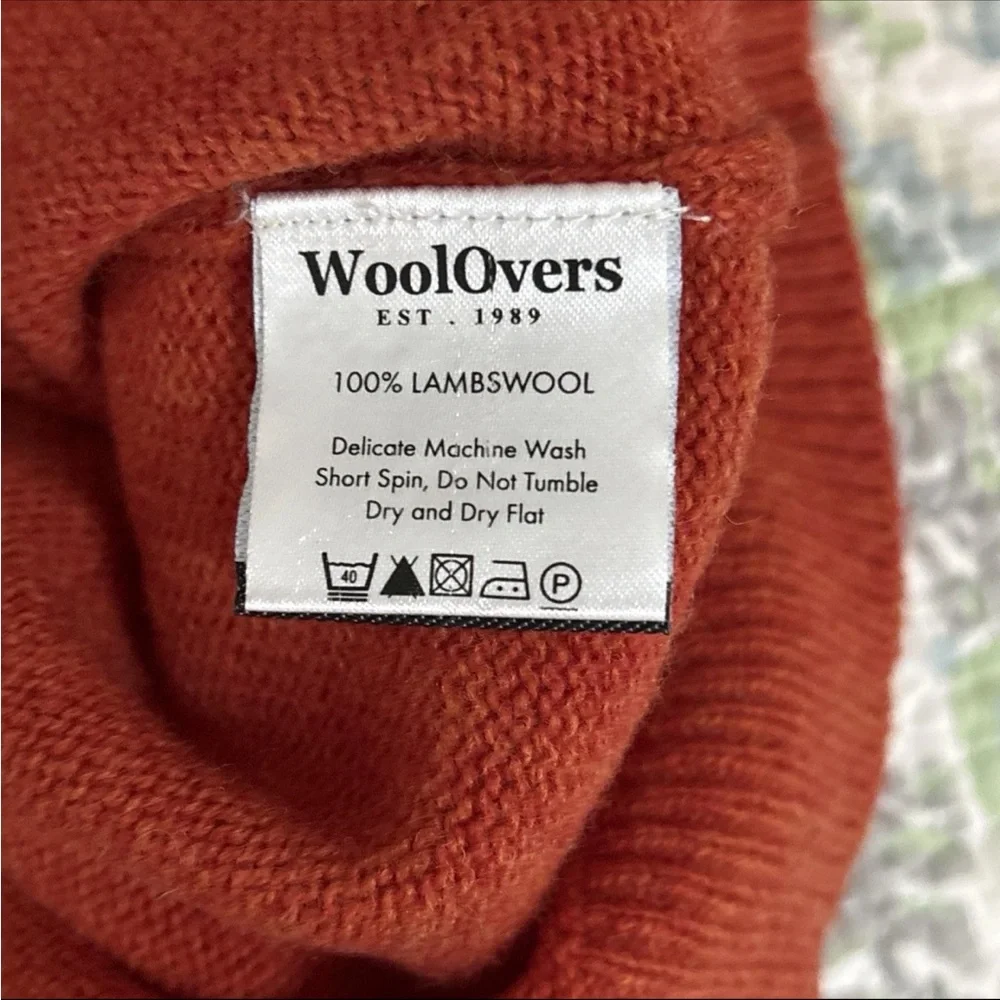 Woolovers Mens M Wool Jumper Sweater Garnet red Crew Neck lambswool